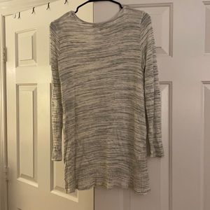 Long sleeve gray and white shirt size S